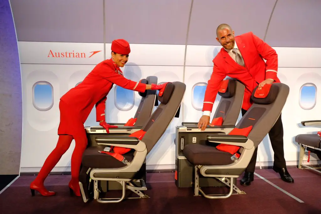 AustrianAirlines_PremiumEconomyClass_theviennablog