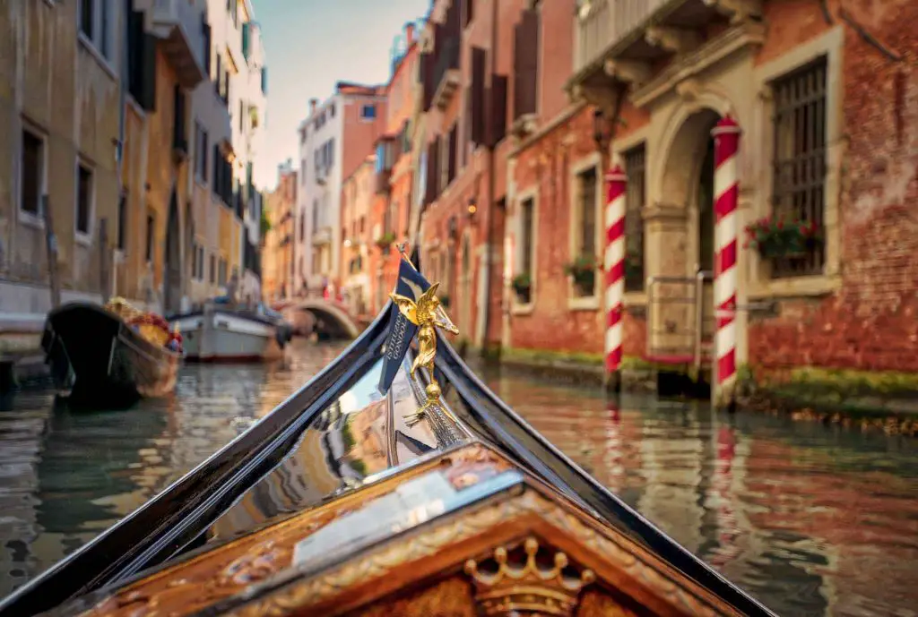 3DaysinVeniceBestVeniceItinerary_GondolaRideinVenice,Italy