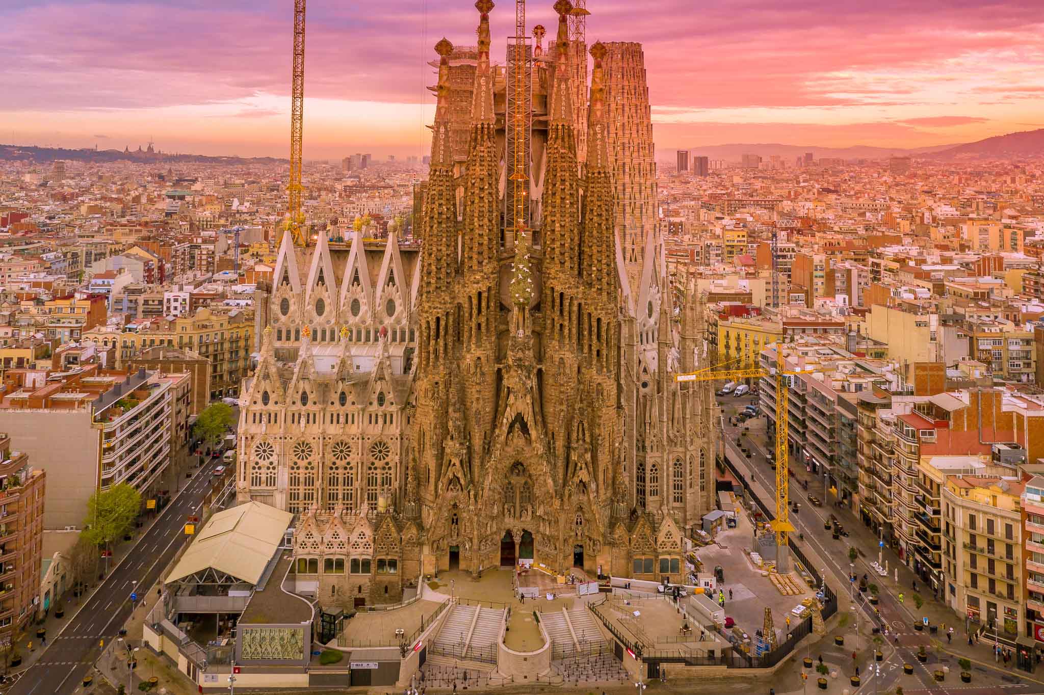 5 Days in Barcelona: The Ultimate Barcelona Itinerary - Travel Eat