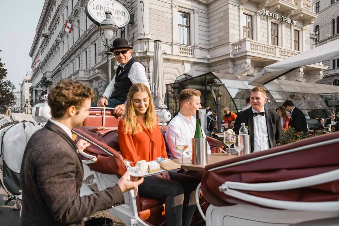 BestFoodToursinVienna, Riding Dinner